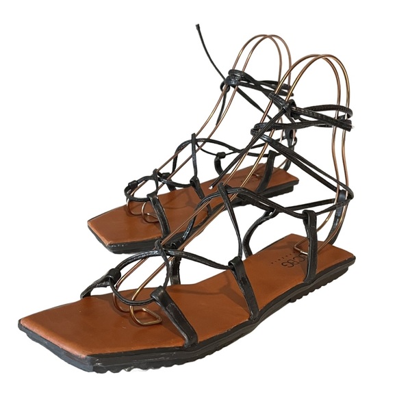 Vintage 90s BCBG Maxazria Wrap Around Black Sandals Sz 9 - Picture 3 of 10